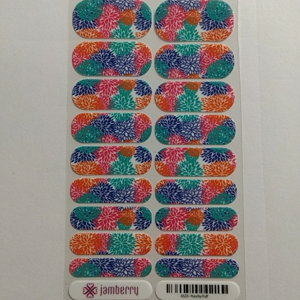 Jamberry Punchy Puff nail wraps